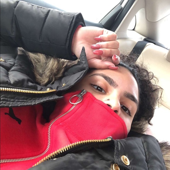 Meet your Posher, Tiana - Picture 1 of 1